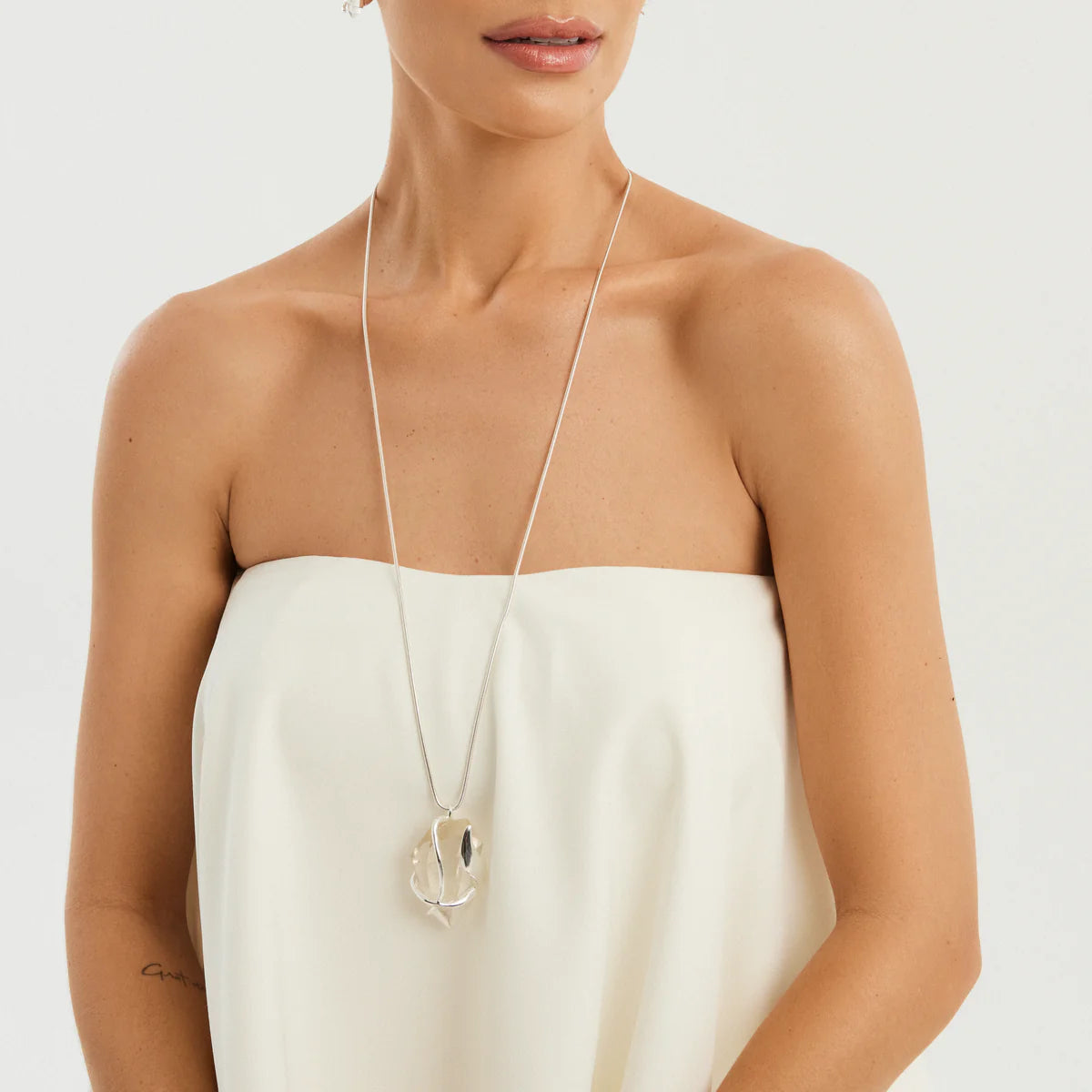 Lucy Necklace