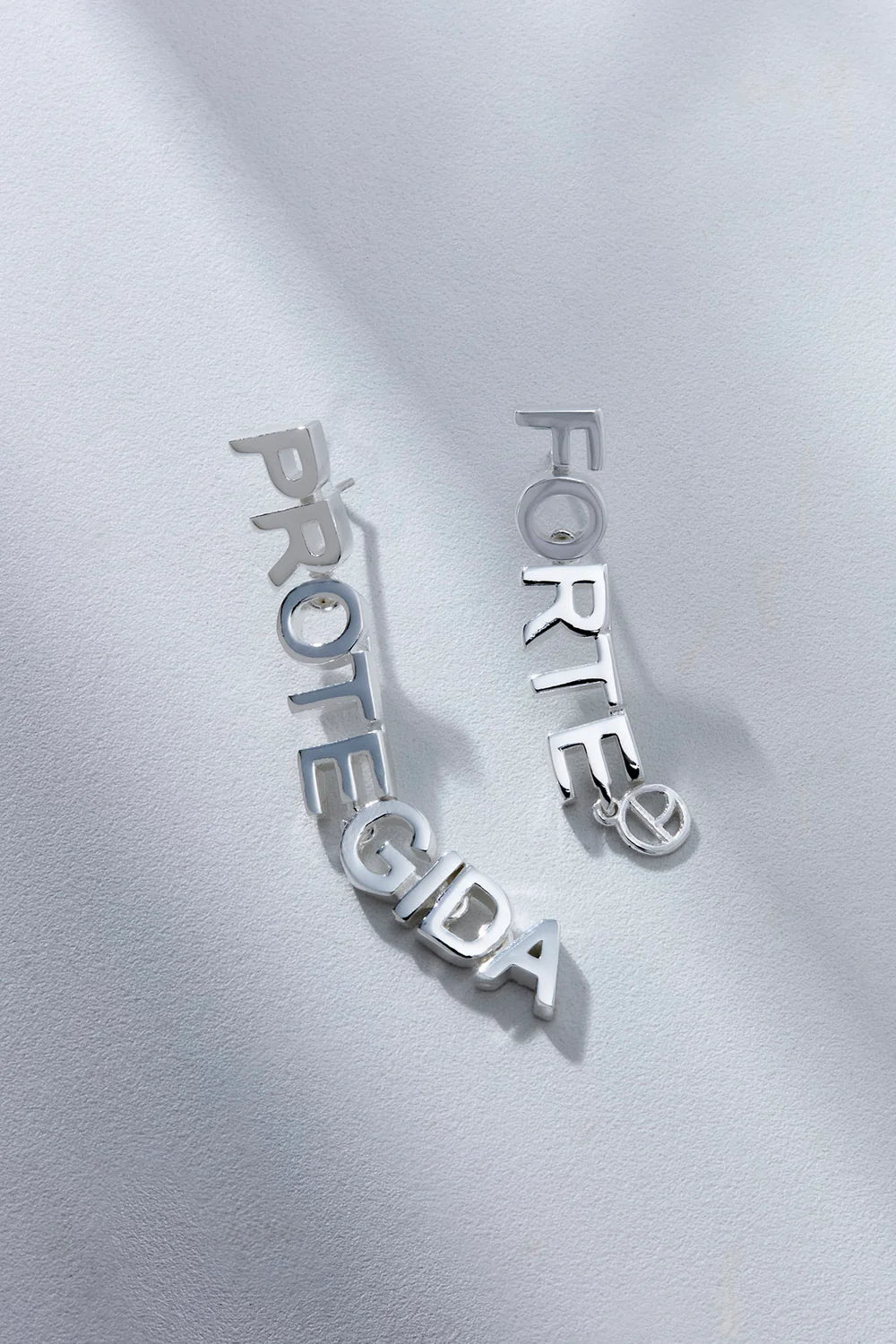 BRINCO FORTE e PROTEGIDA