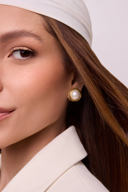 Pendientes bifaciales B/N